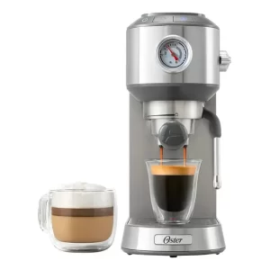 Cafetera Compacta Oster, Bomba Italiana 15 Bares, Bvstem7200